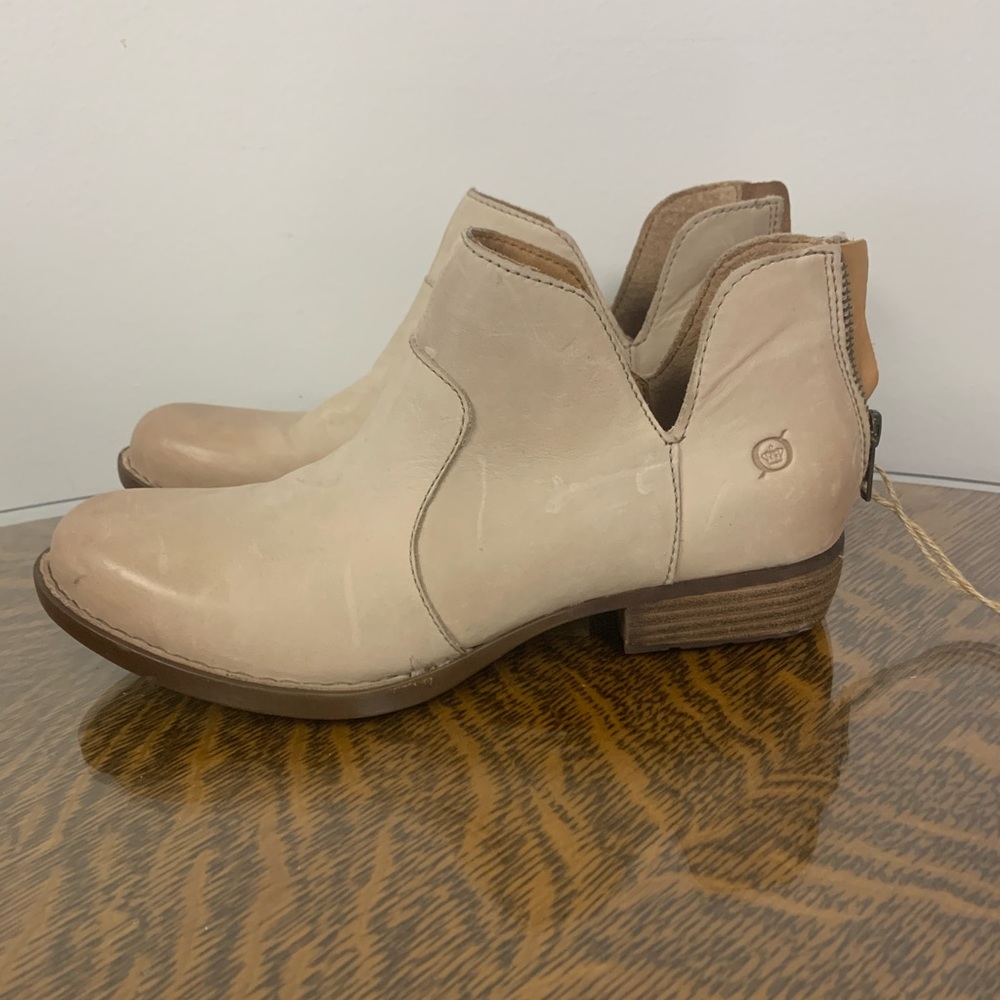 BORN Shoes